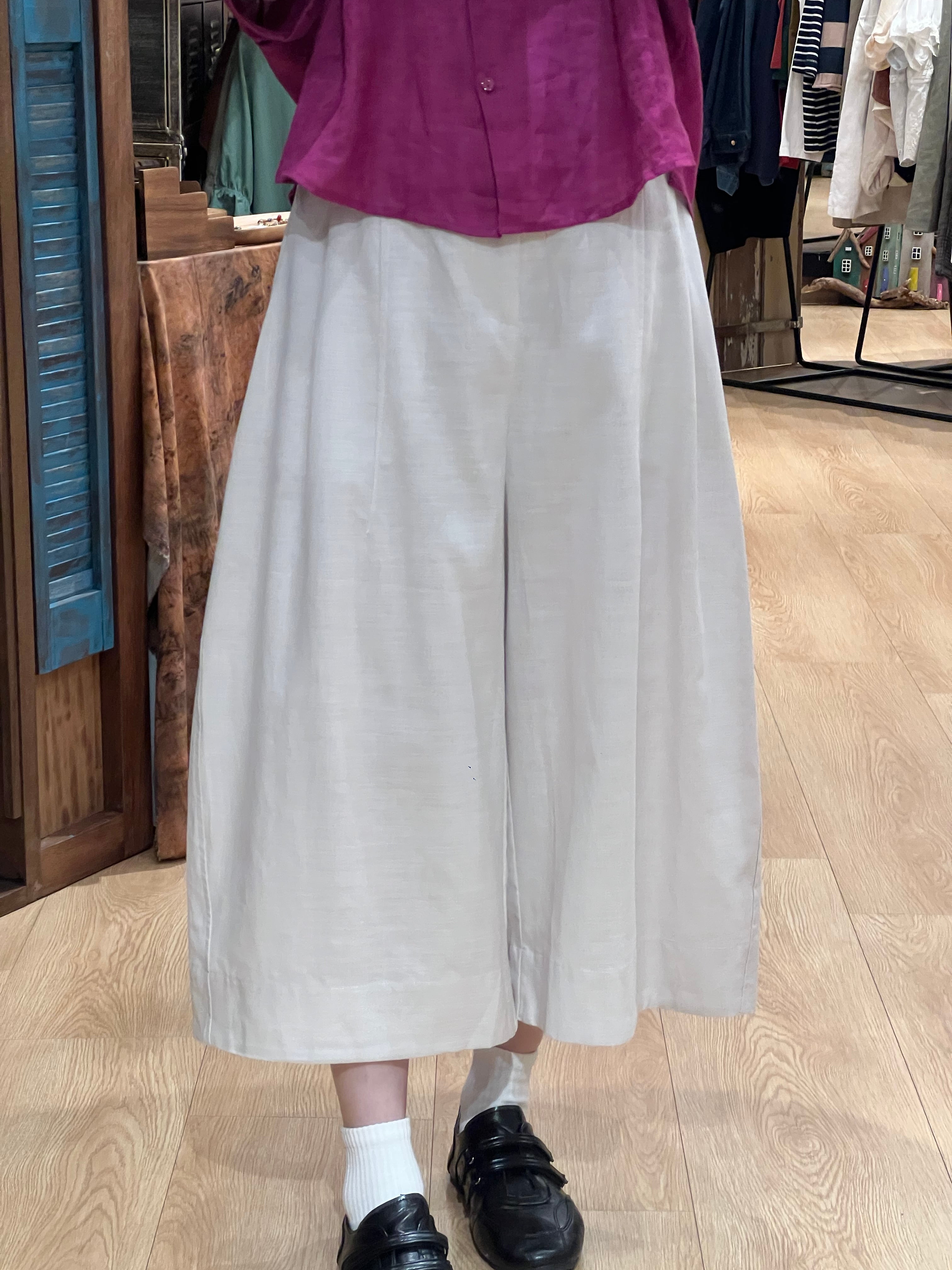 Classic Wide-Leg Linen Pants