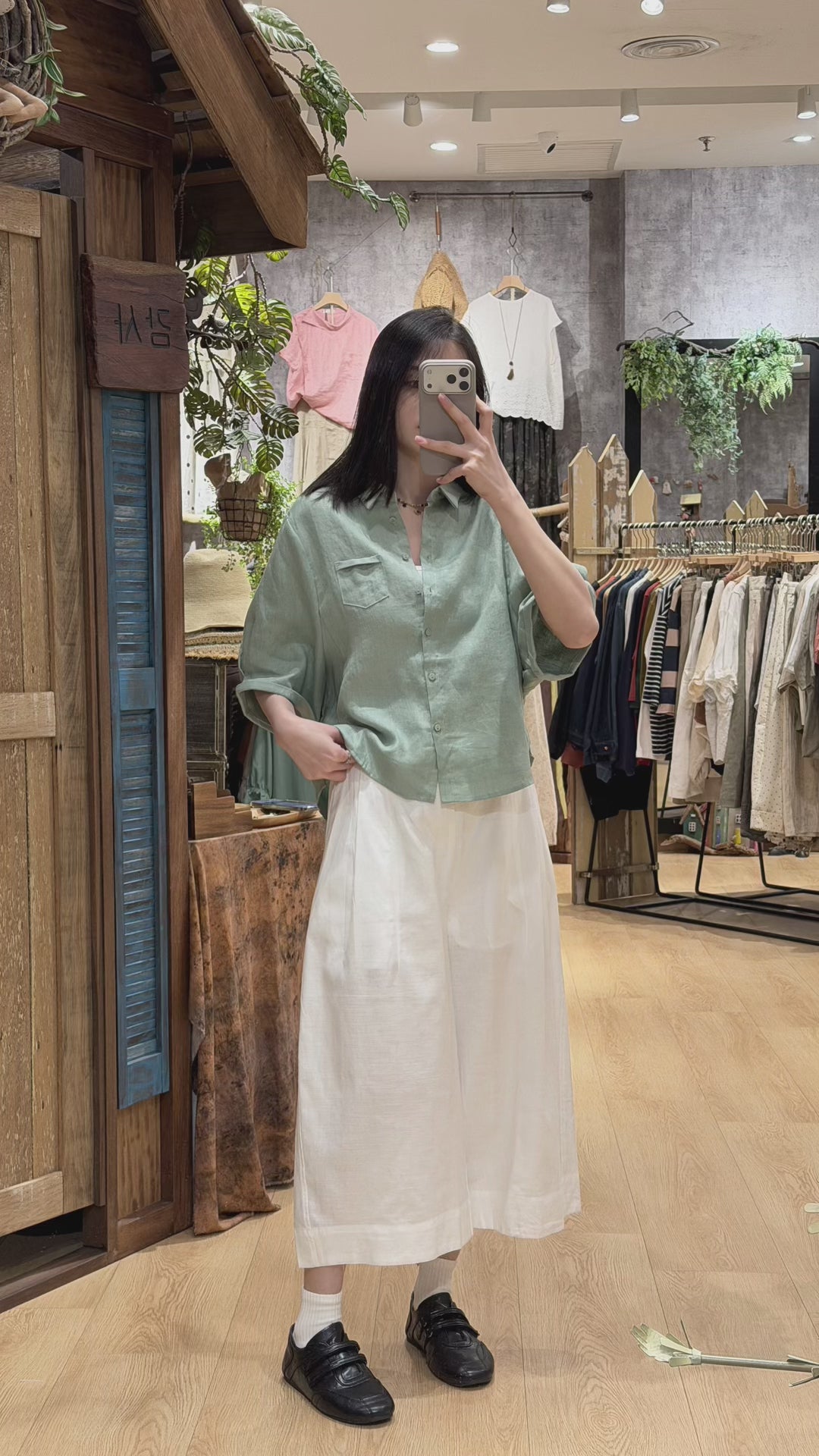 Classic Wide-Leg Linen Pants